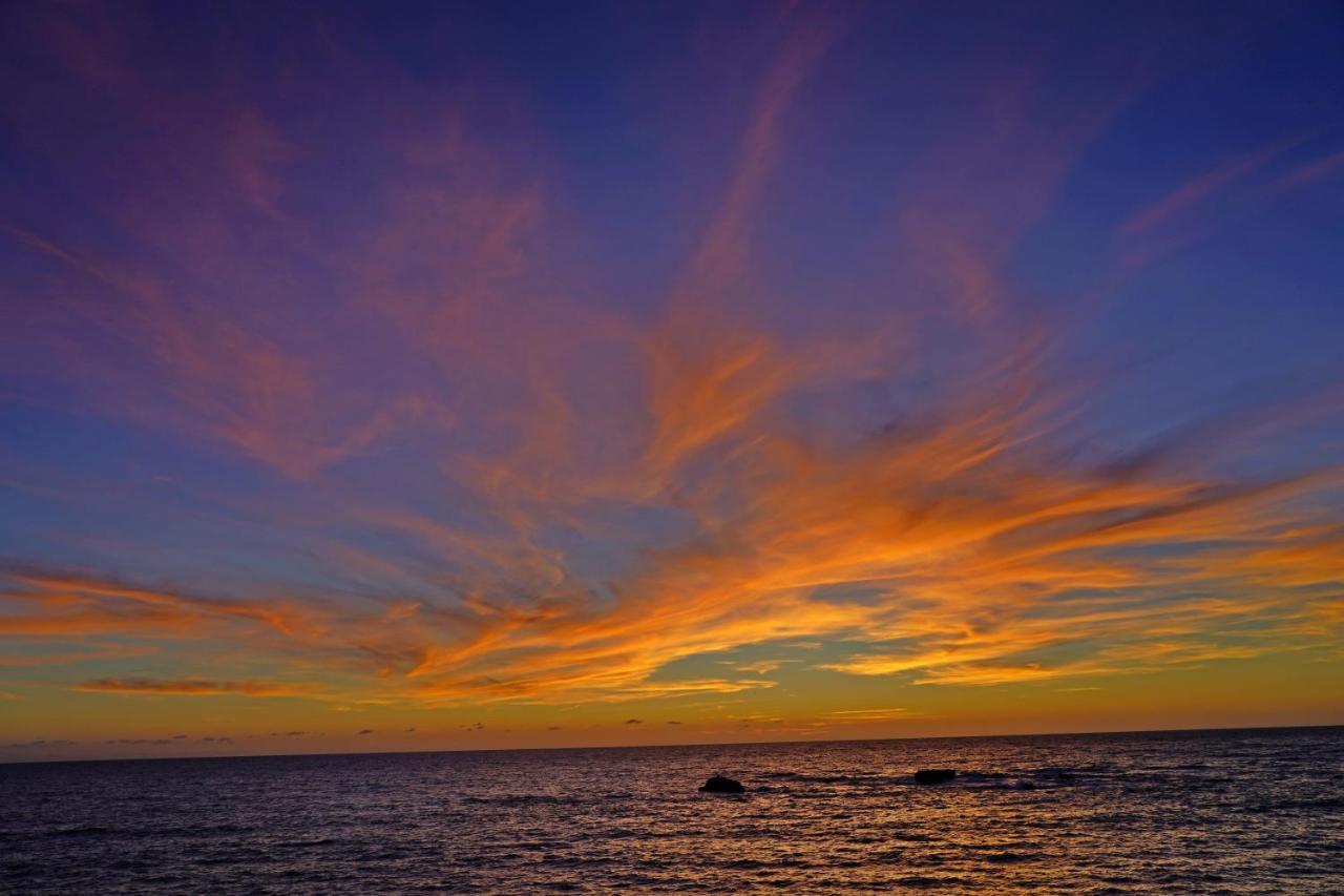 Stefanias Prasoudi Beach Ágios Matthaíos Buitenkant foto